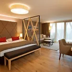 Almwellness Pierer Hotel 4*