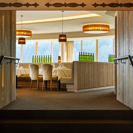 Szálloda Almwellness Pierer 4*