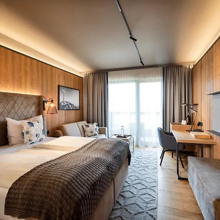 Hotel Almwellness Pierer