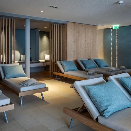 Hotel Almwellness Pierer 4*