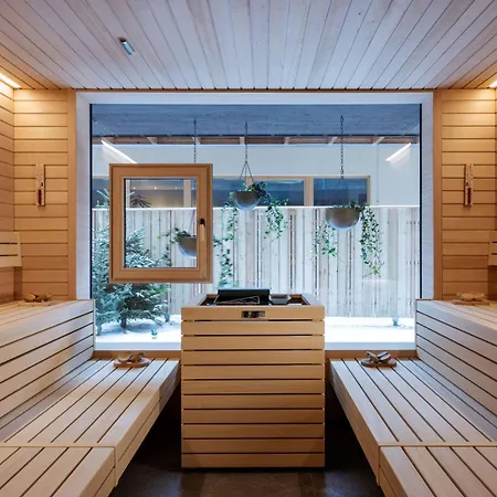 Almwellness Pierer Szálloda