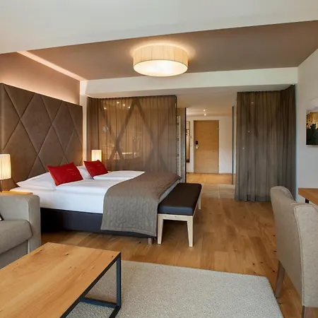 Almwellness Pierer Hotel