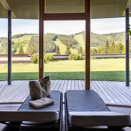 Almwellness Pierer 4*