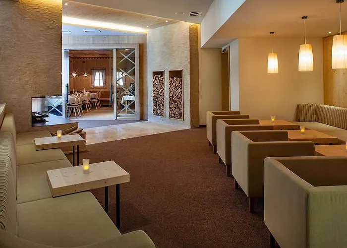 Almwellness Pierer Szálloda 4*