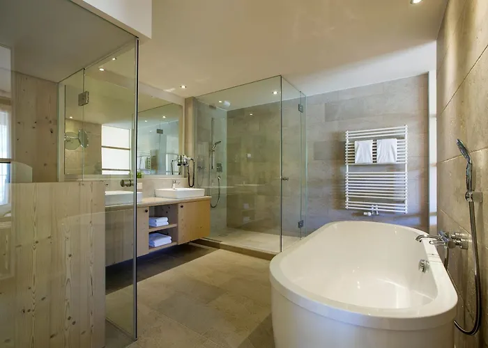 Almwellness Pierer Hotel 4*